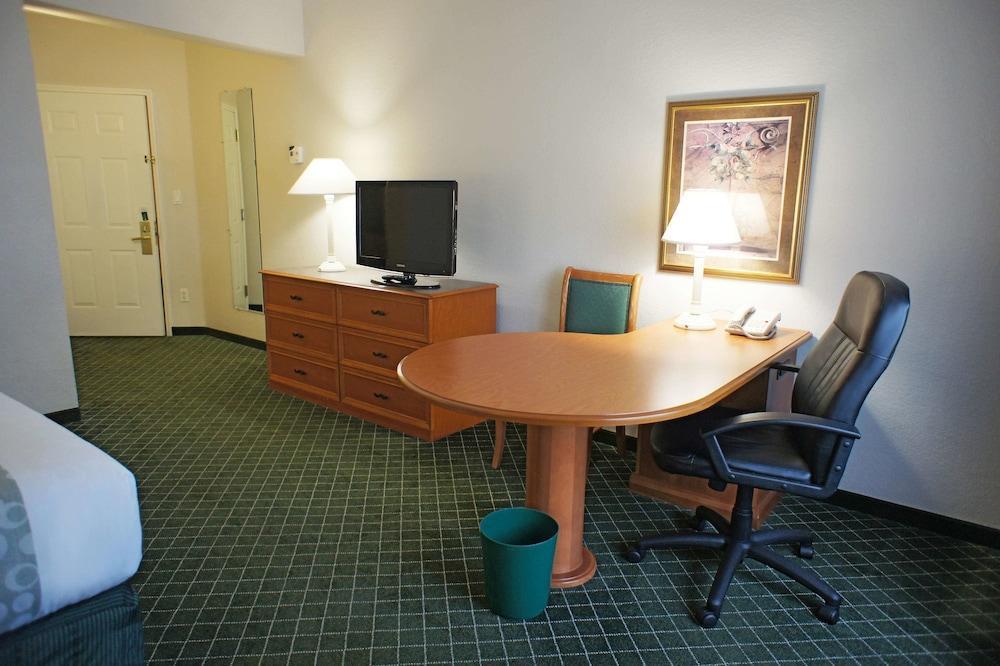 La Quinta By Wyndham Miami Airport West Hotell Sweetwater Eksteriør bilde