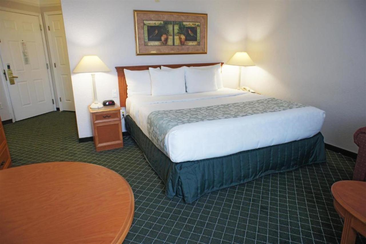 La Quinta By Wyndham Miami Airport West Hotell Sweetwater Eksteriør bilde