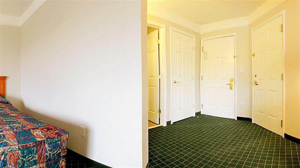 La Quinta By Wyndham Miami Airport West Hotell Sweetwater Eksteriør bilde